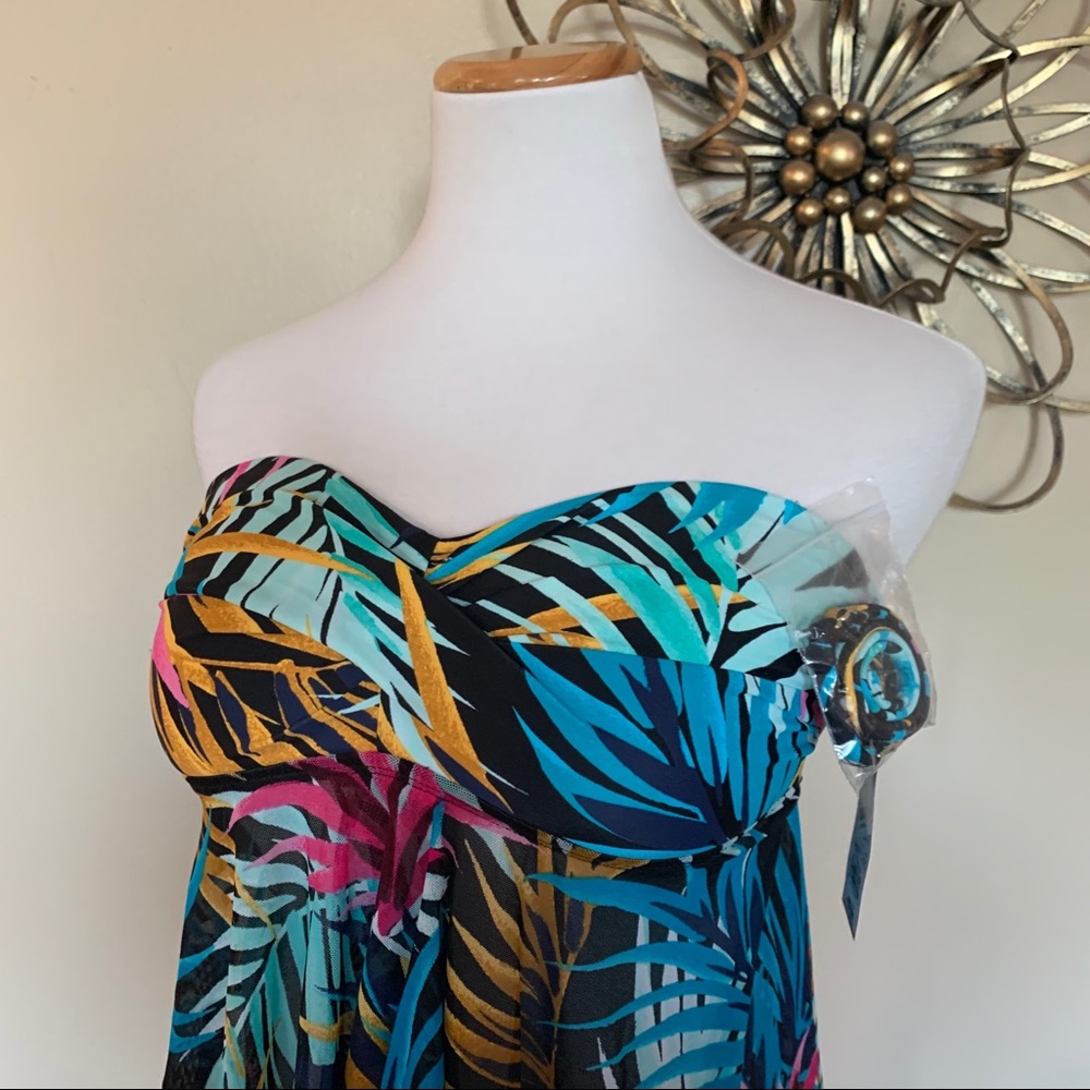 NWT KONA SOL Size Small Halter Tropical Tankini Swimsuit Top - Picture 2 of 4